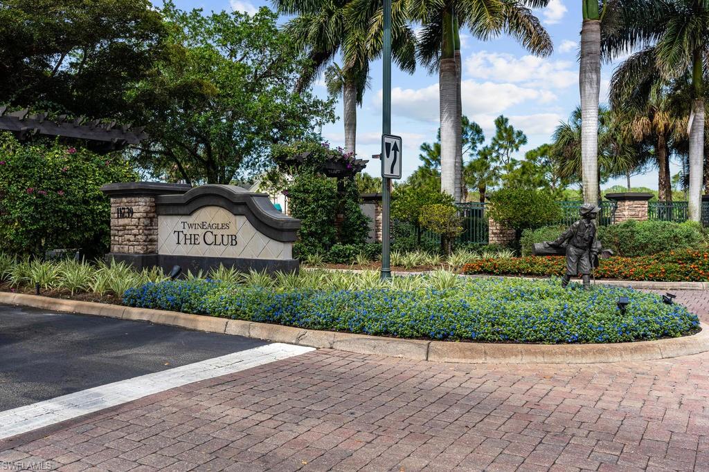 BRAMBLE POINTE - Residential