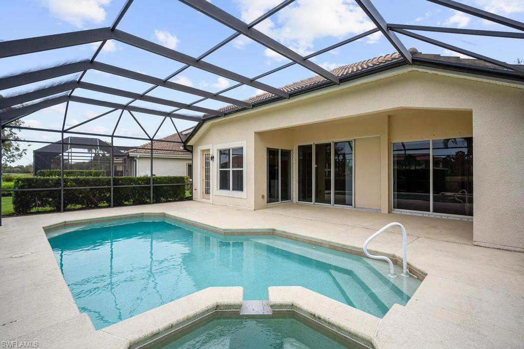 BRAMBLE POINTE - Residential