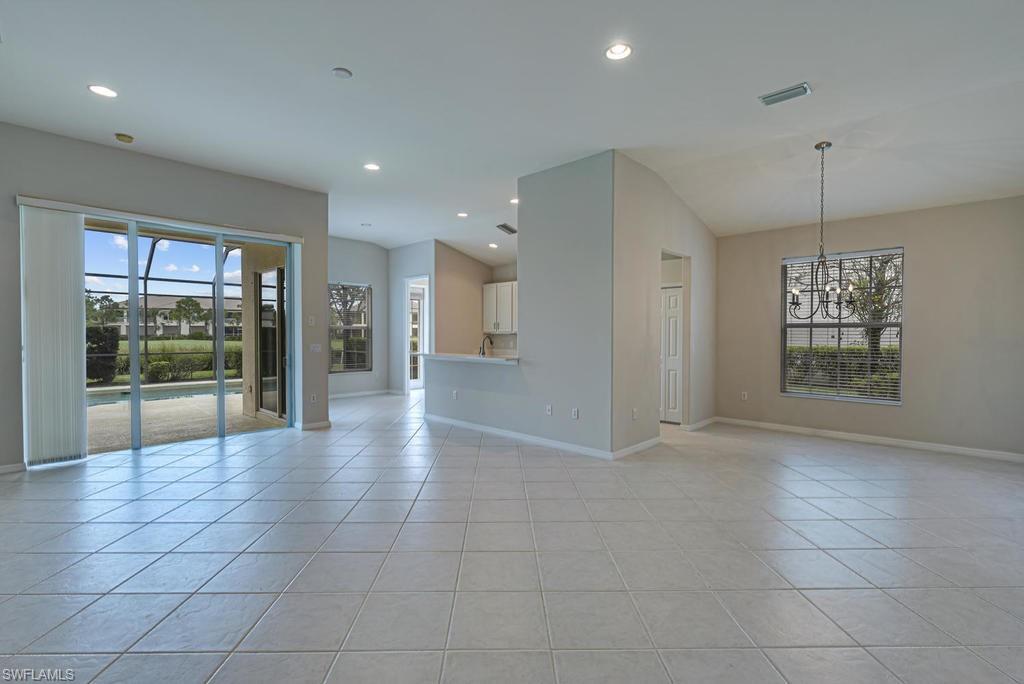 BRAMBLE POINTE - Residential