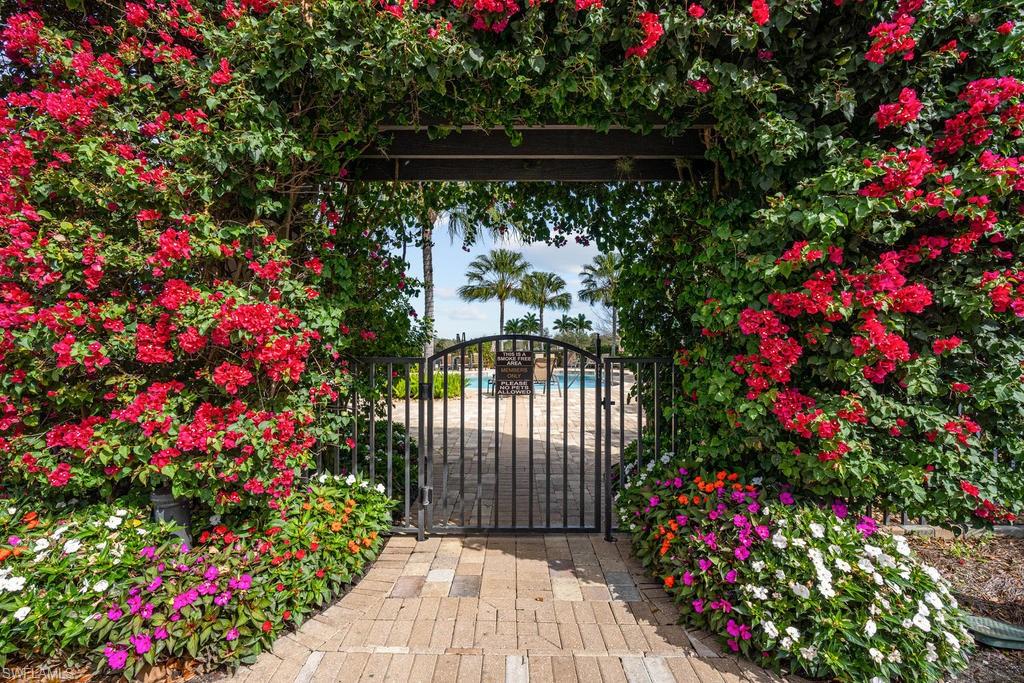 BRAMBLE POINTE - Residential