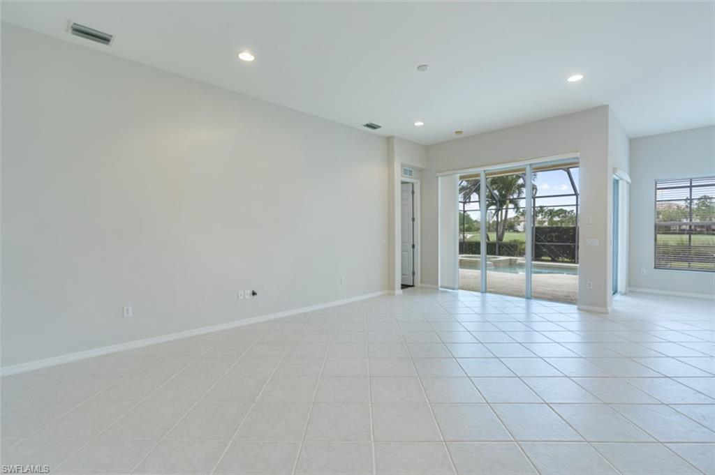 BRAMBLE POINTE - Residential