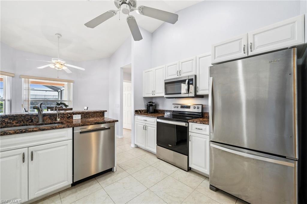 CAPE CORAL - Residential Lease