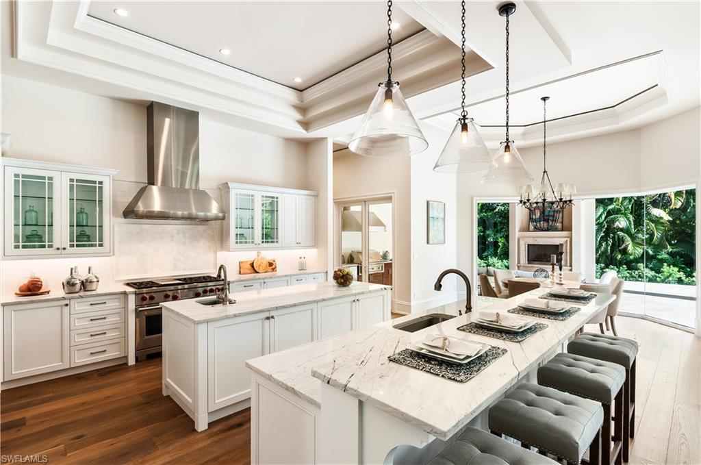 MOORINGS - Residential