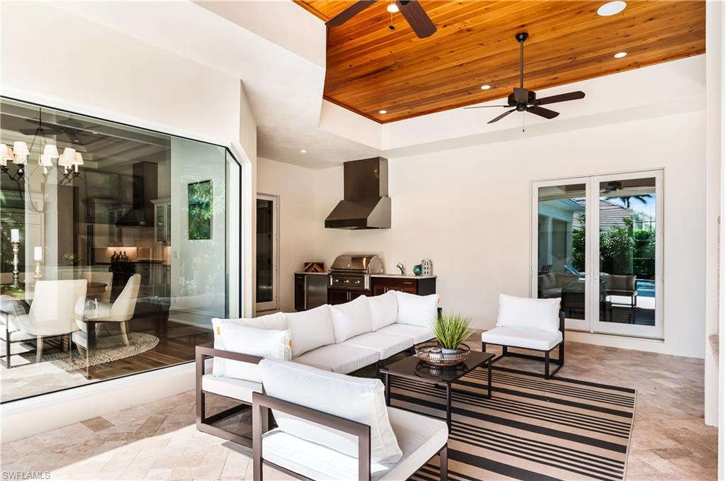 MOORINGS - Residential