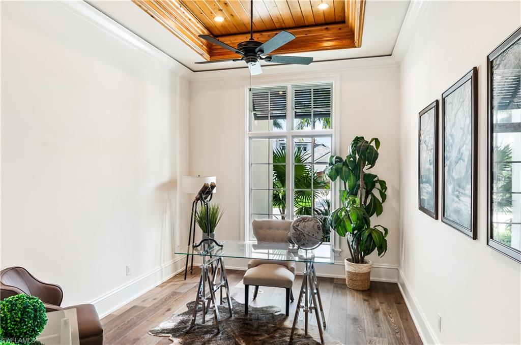 MOORINGS - Residential