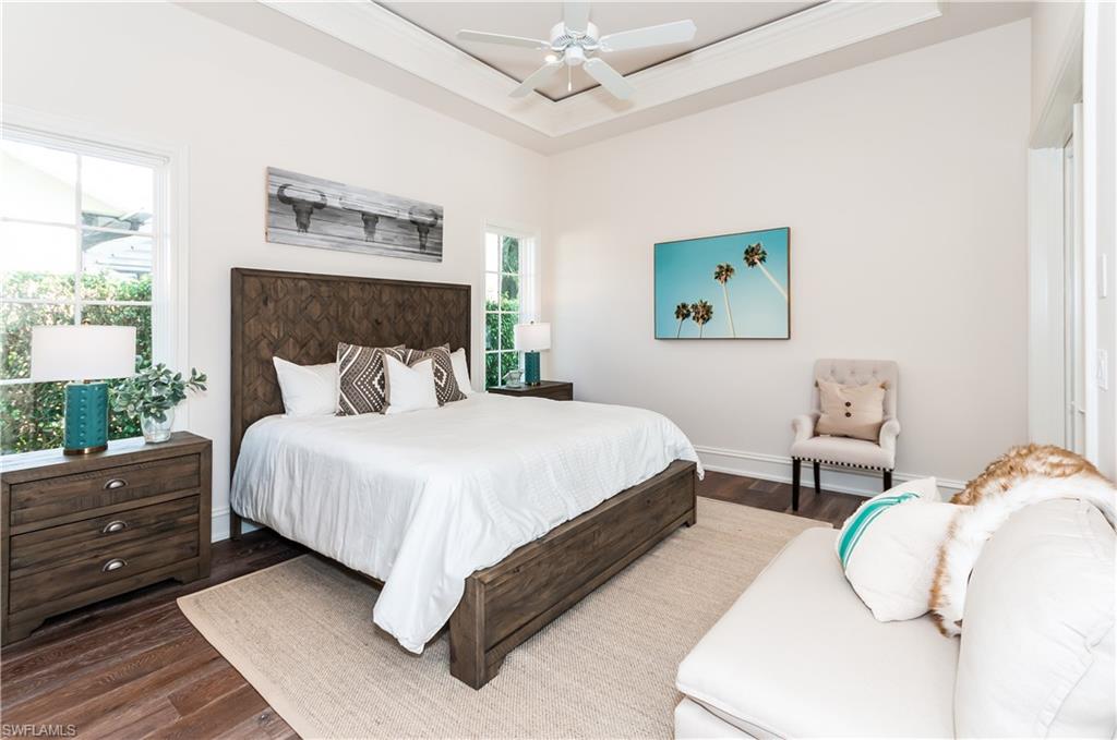 MOORINGS - Residential