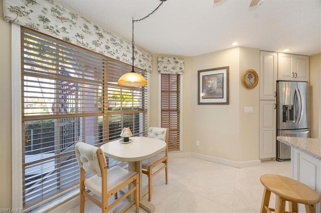 ROYAL WOOD - Residential