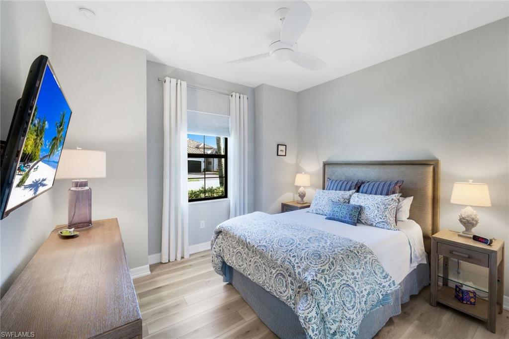 TWIN EAGLES - Residential