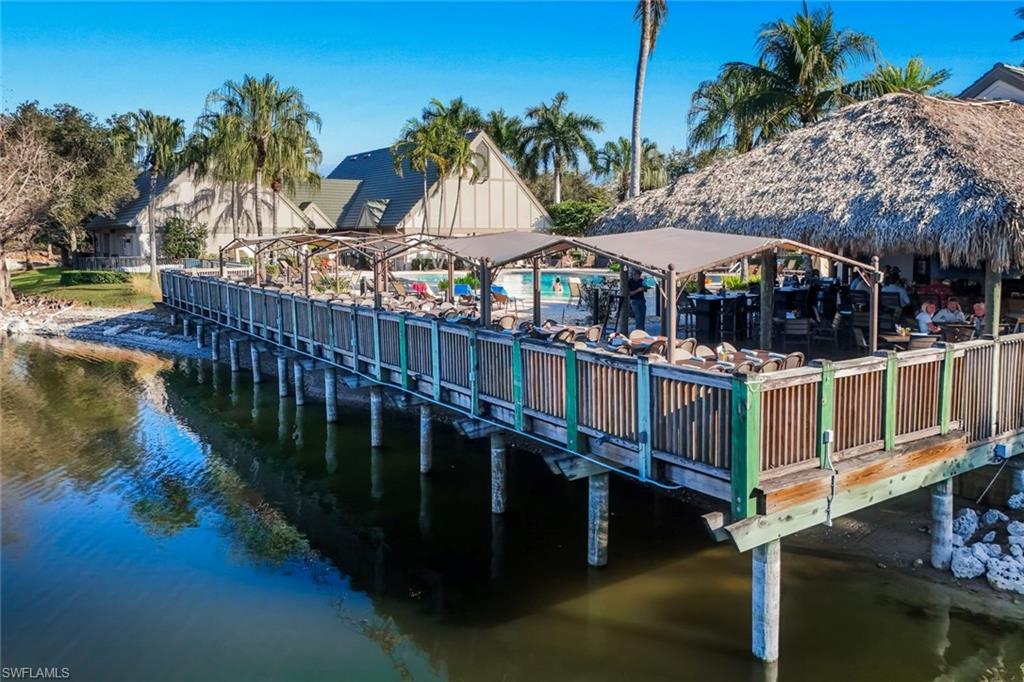 TWIN EAGLES - Residential