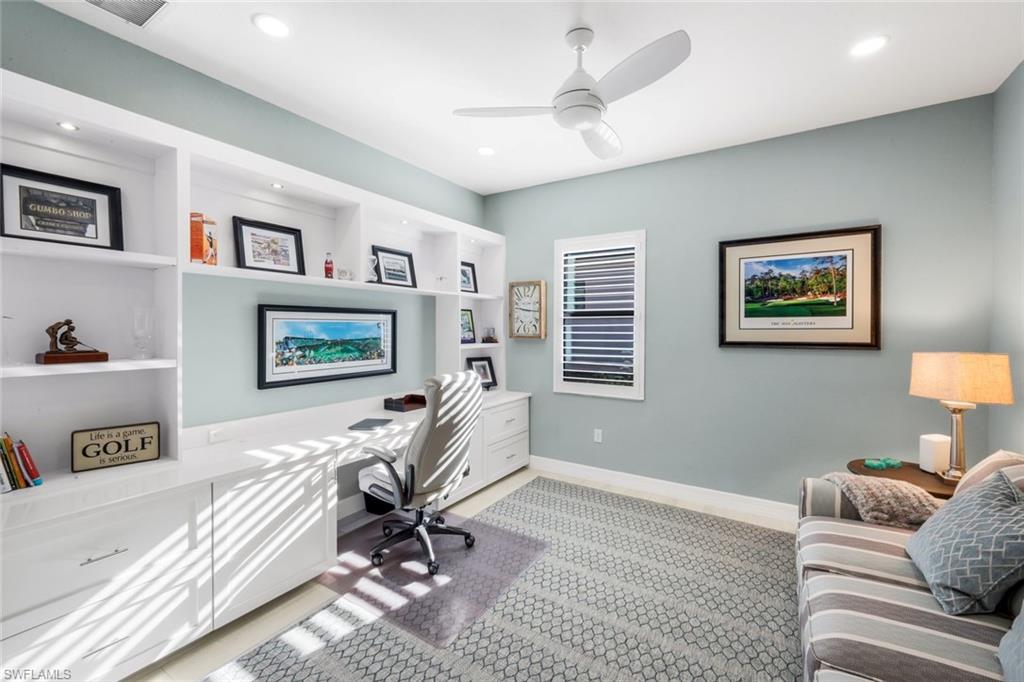 TWIN EAGLES - Residential