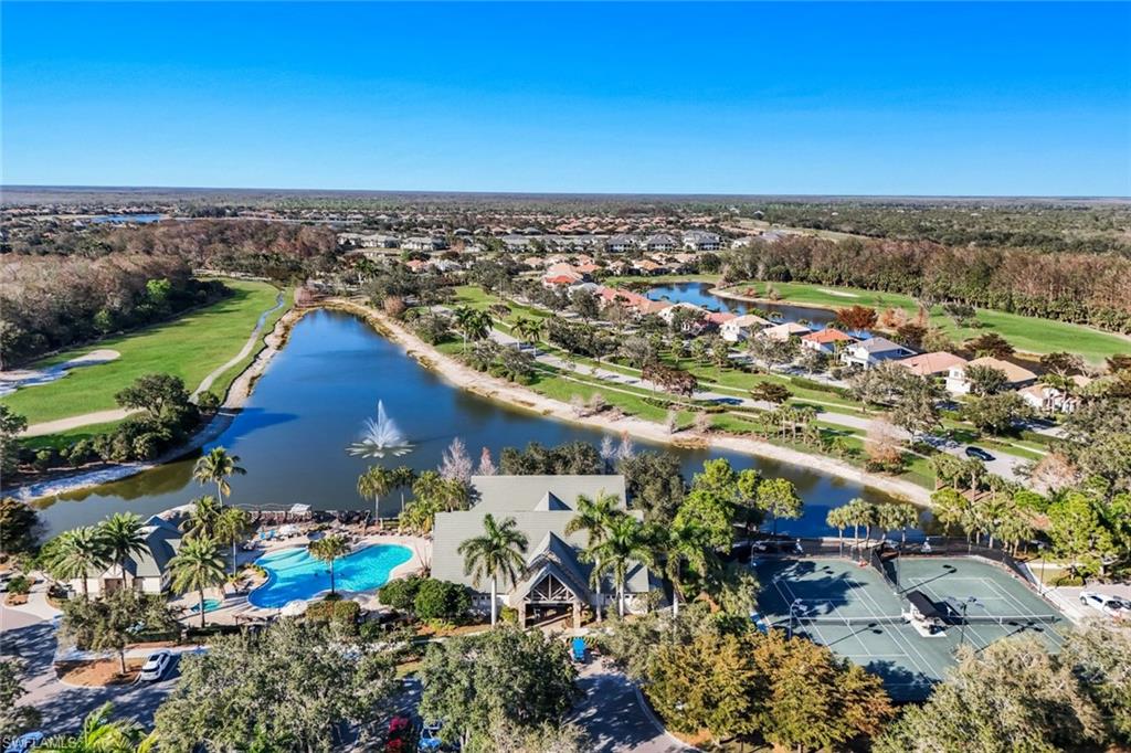 TWIN EAGLES - Residential