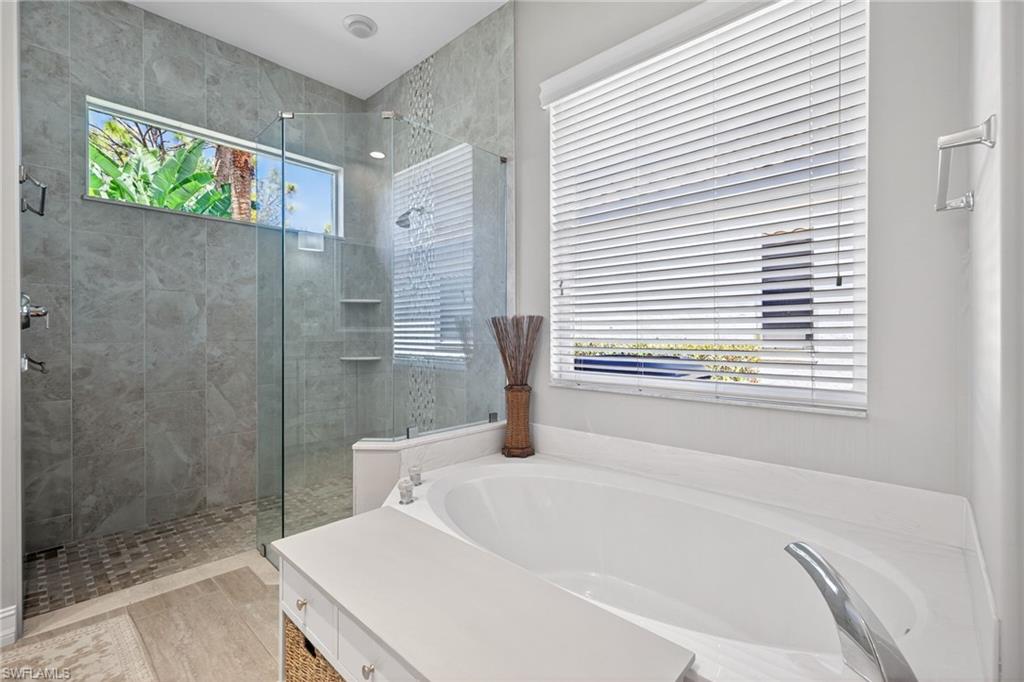 GLEN EAGLES - Residential