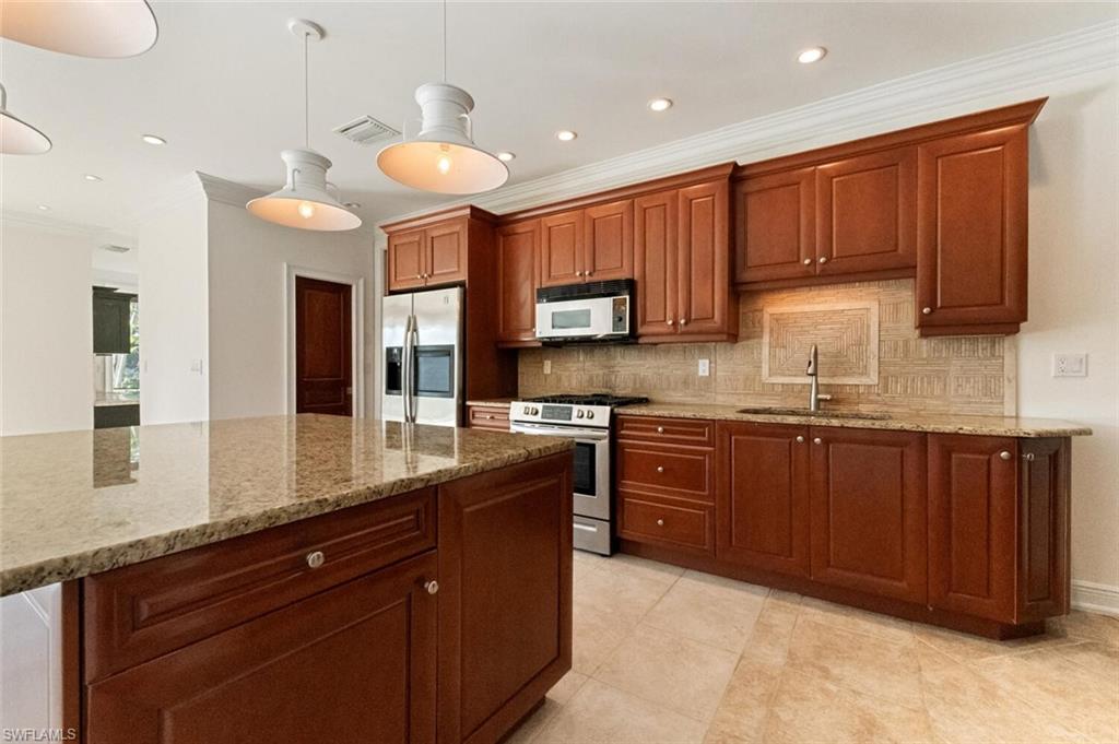 NAPLES BATH AND TENNIS CLUB - Residential