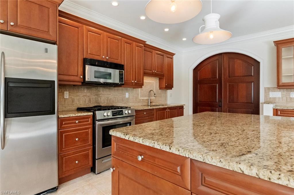 NAPLES BATH AND TENNIS CLUB - Residential