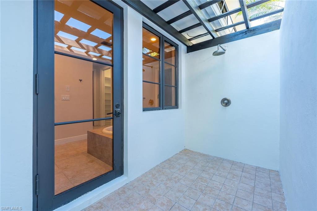 NAPLES BATH AND TENNIS CLUB - Residential