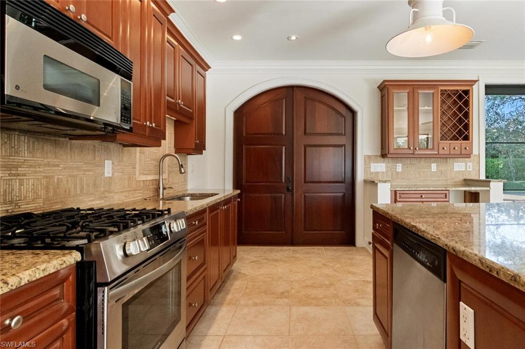 NAPLES BATH AND TENNIS CLUB - Residential