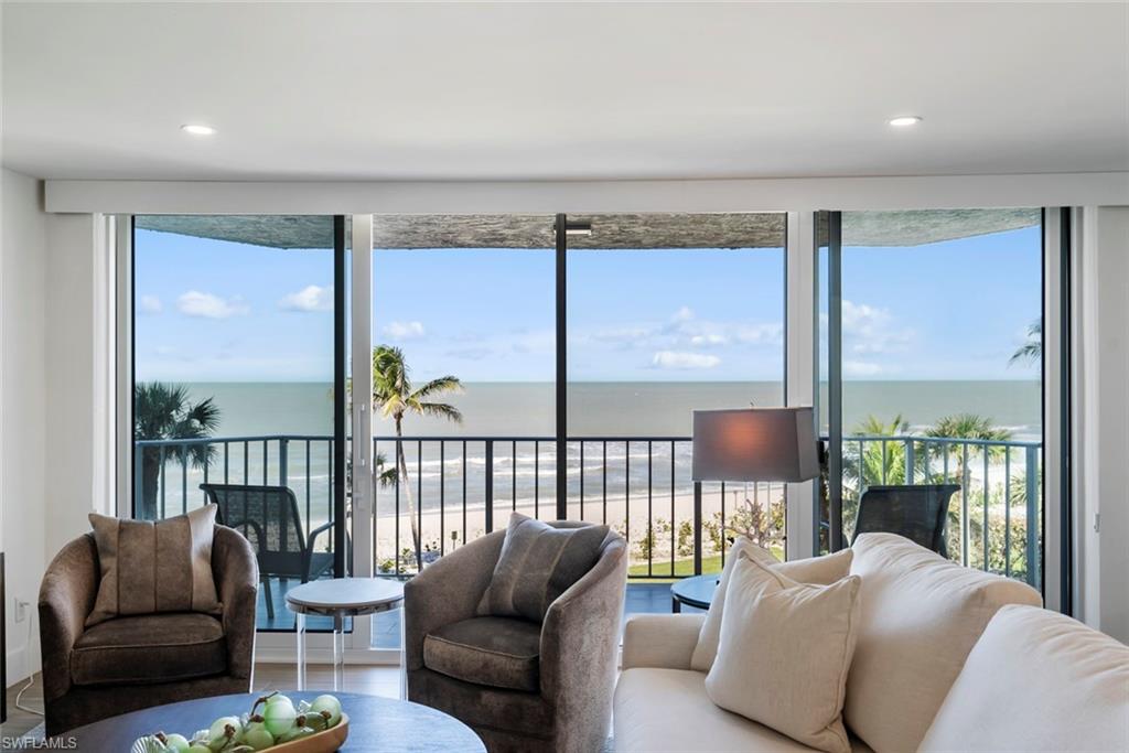 VANDERBILT SHORES - Residential