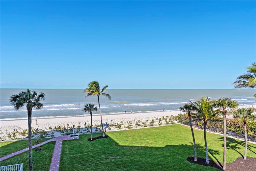 VANDERBILT SHORES - Residential