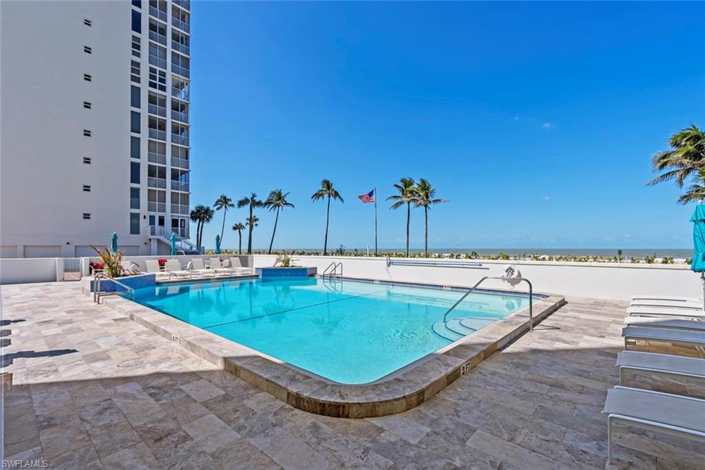 VANDERBILT SHORES - Residential