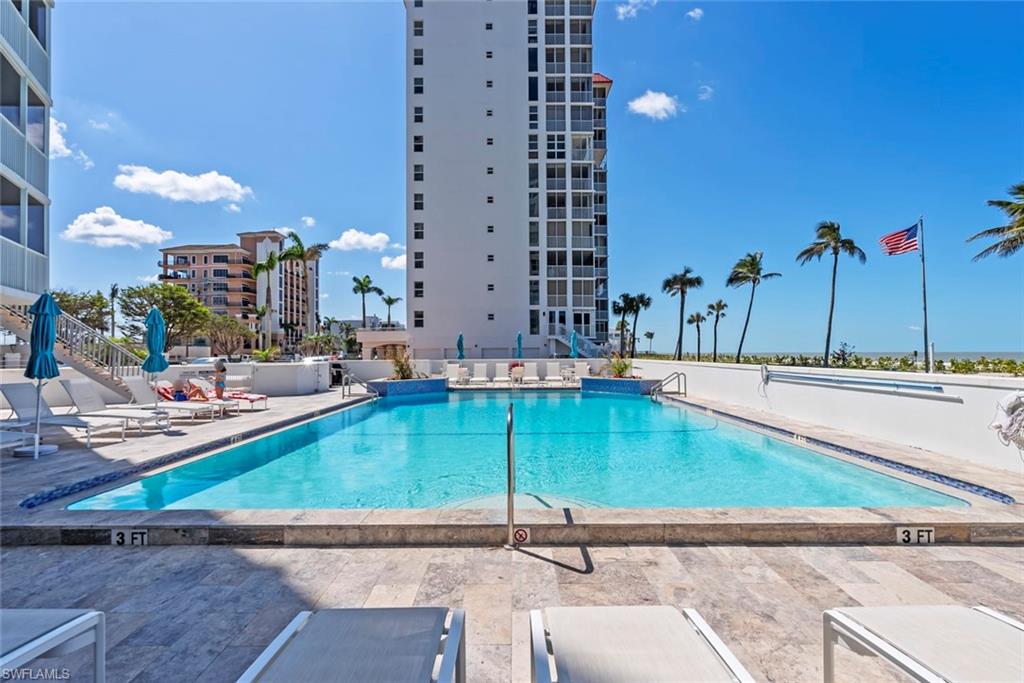 VANDERBILT SHORES - Residential