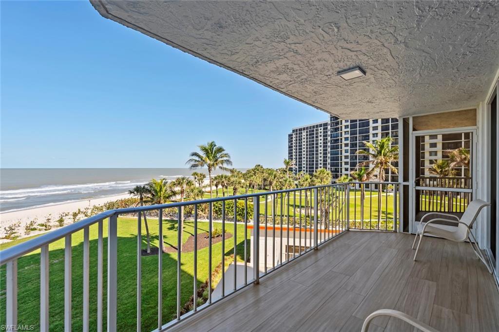 VANDERBILT SHORES - Residential