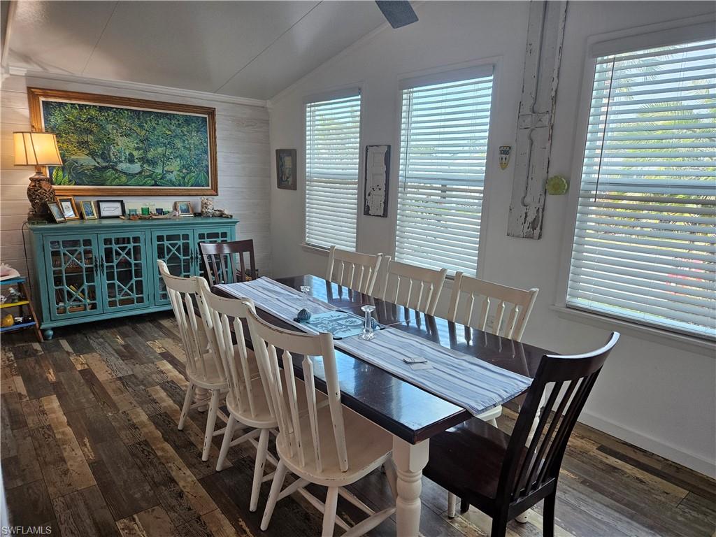 ENCHANTING SHORES - Residential