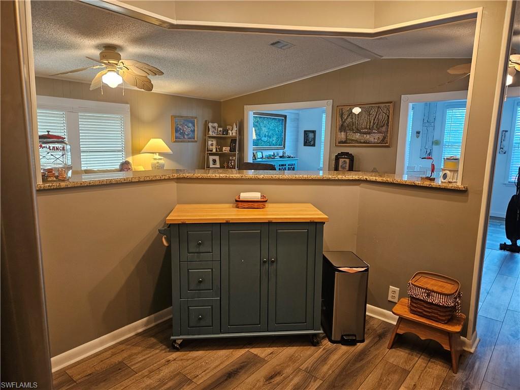 ENCHANTING SHORES - Residential