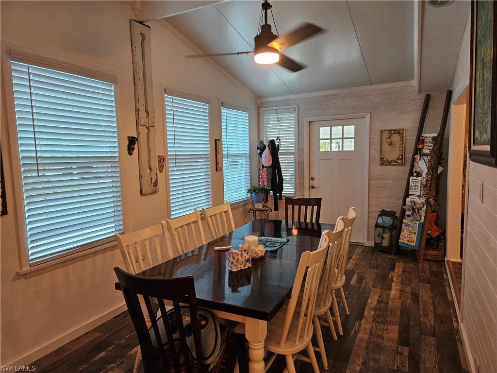 ENCHANTING SHORES - Residential