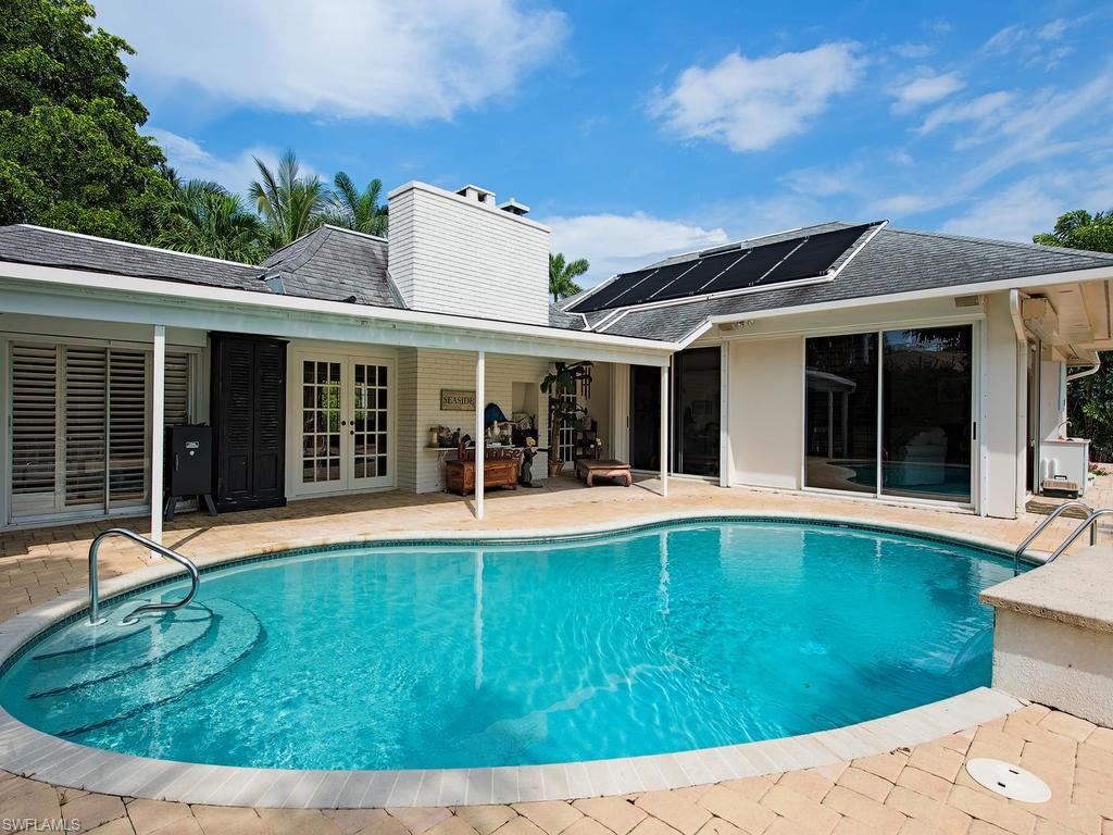 AQUALANE SHORES - Residential