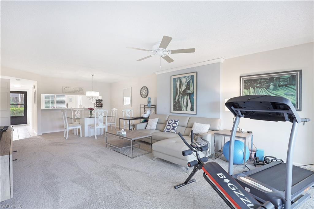 DEAUVILLE LAKE CLUB - Residential