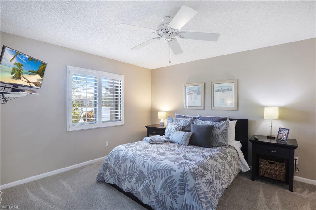 DEAUVILLE LAKE CLUB - Residential