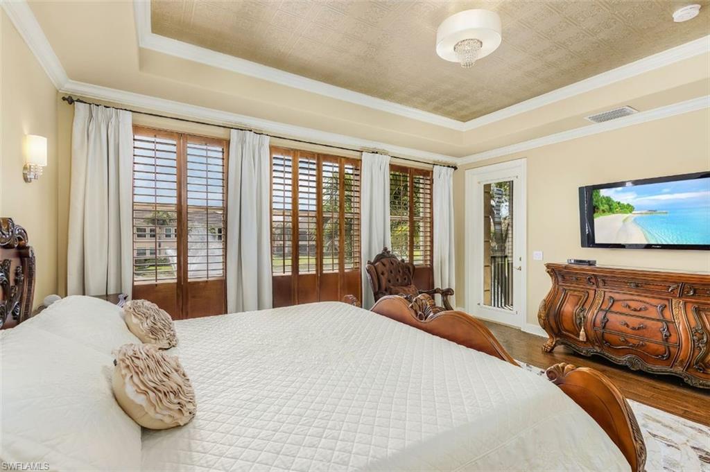 AVELLINO ISLES - Residential