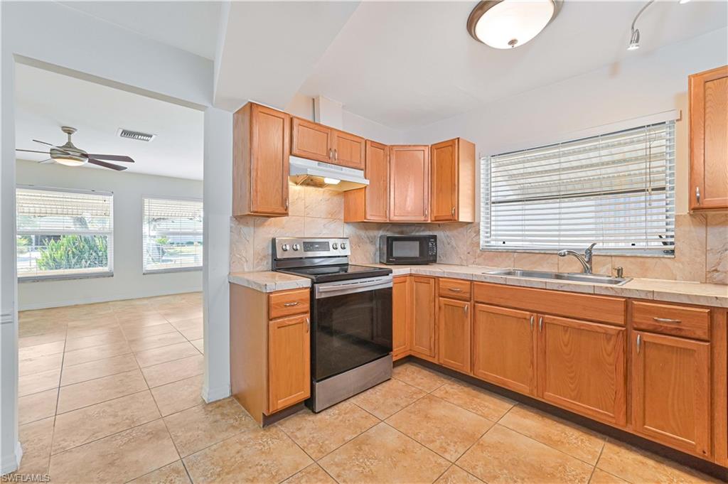 NAPLES PARK - Residential Lease