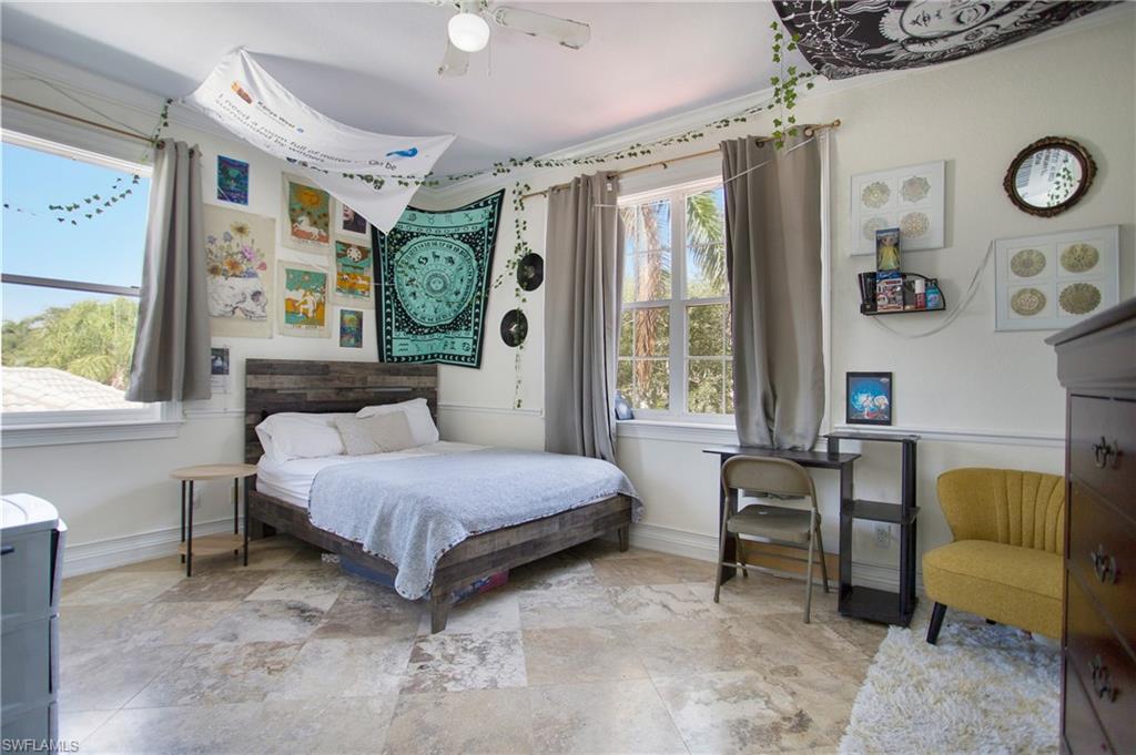 INDIGO LAKES - Residential