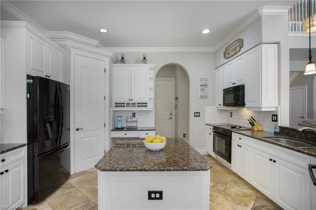 INDIGO LAKES - Residential