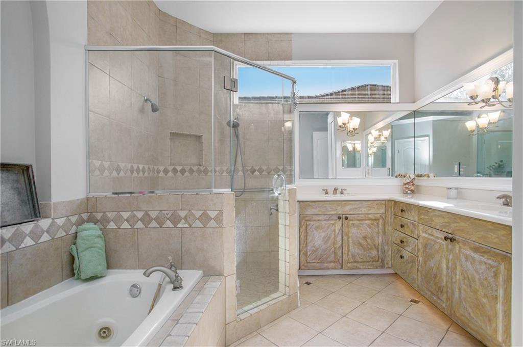 INDIGO LAKES - Residential