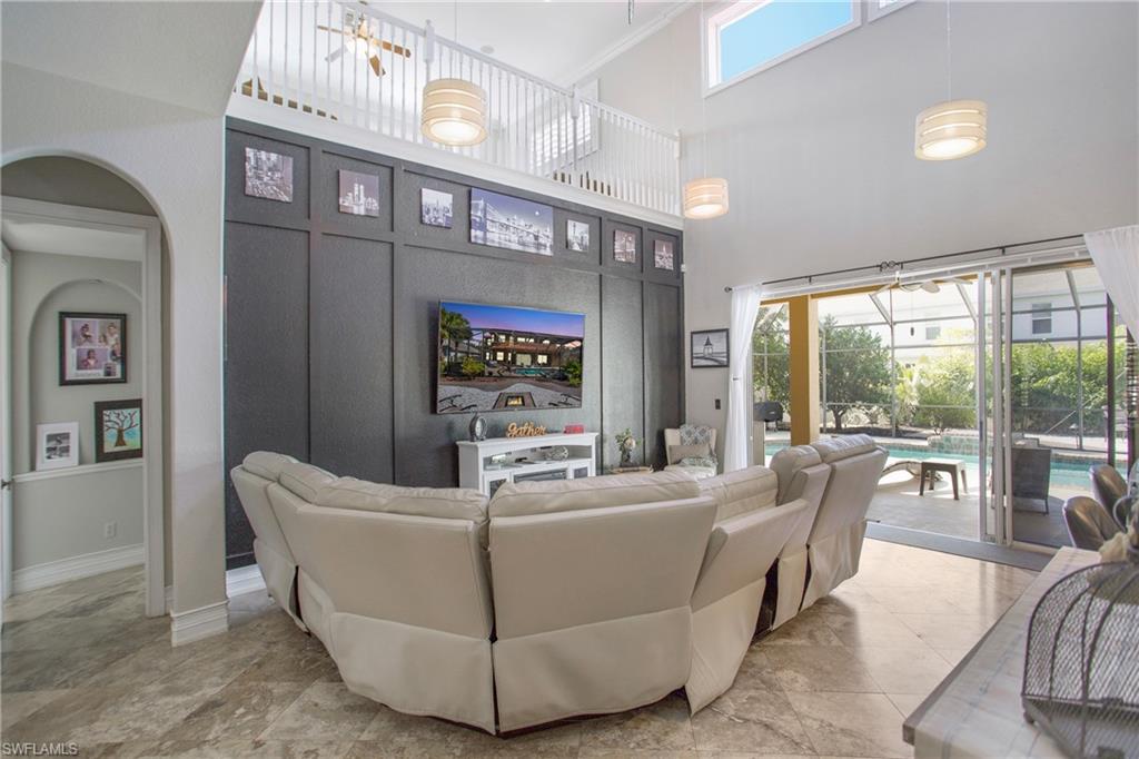 INDIGO LAKES - Residential