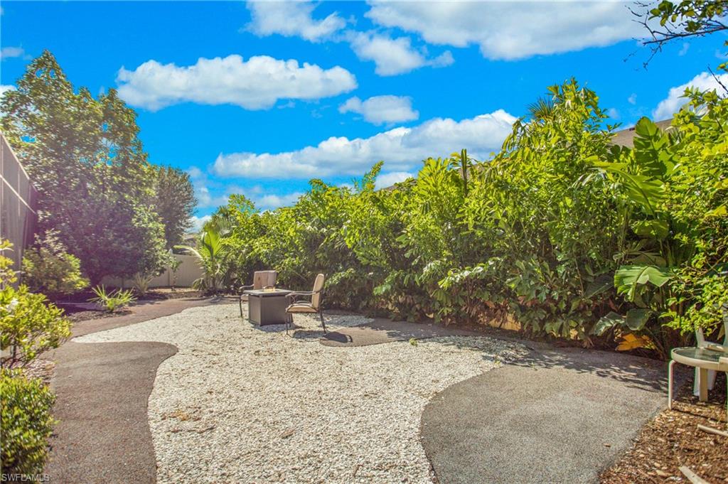 INDIGO LAKES - Residential