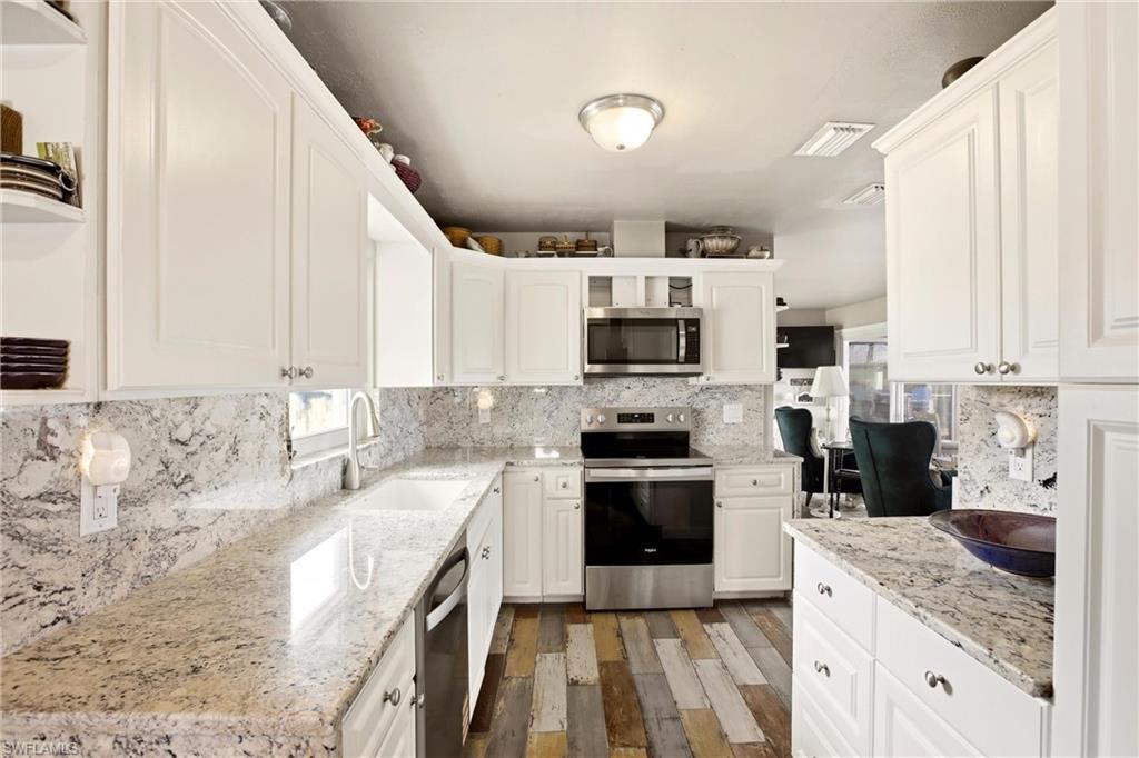 PORT CHARLOTTE - Residential