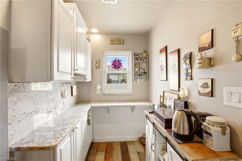 PORT CHARLOTTE - Residential