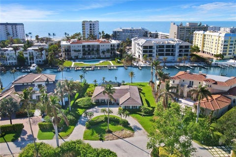 Photo of 1823 Hurricane Harbor LN, NAPLES, FL 34102 (MLS # 226037380)