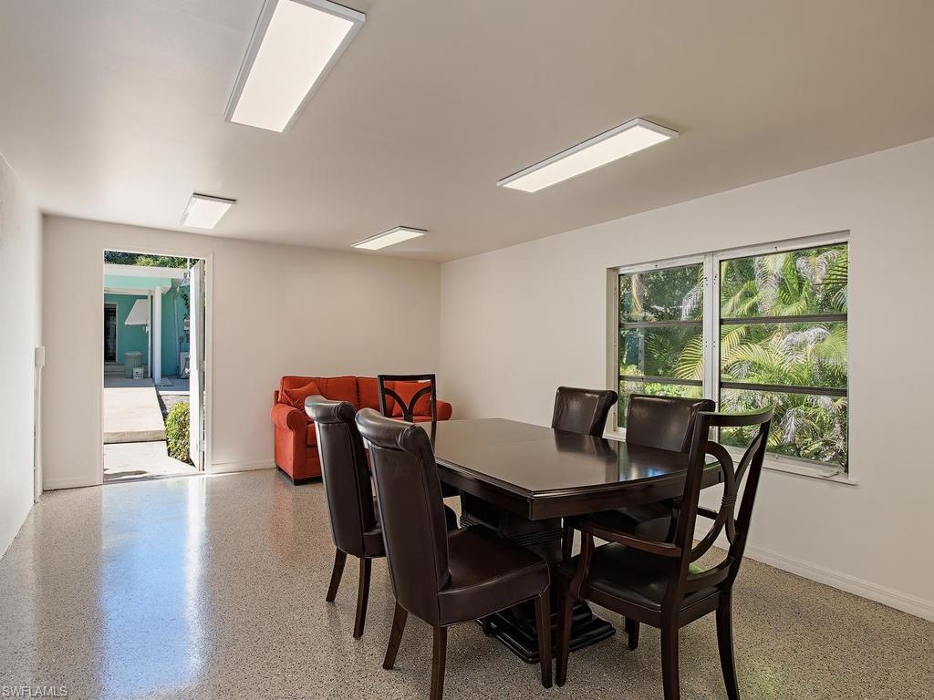 AQUALANE SHORES - Residential