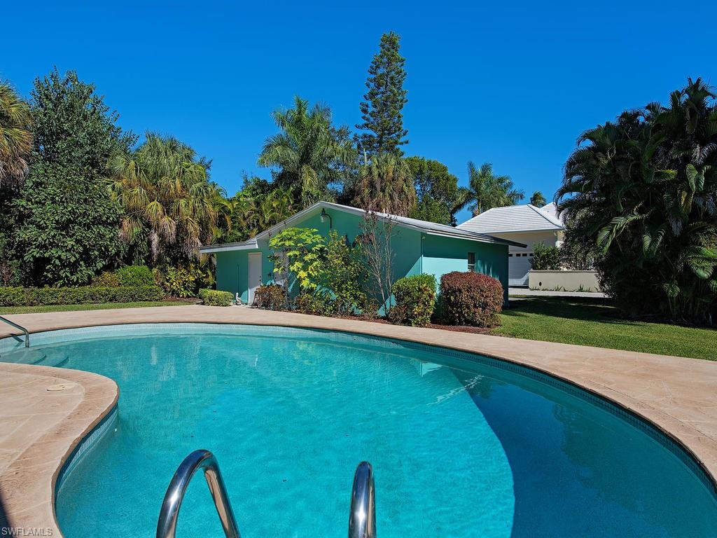 AQUALANE SHORES - Residential