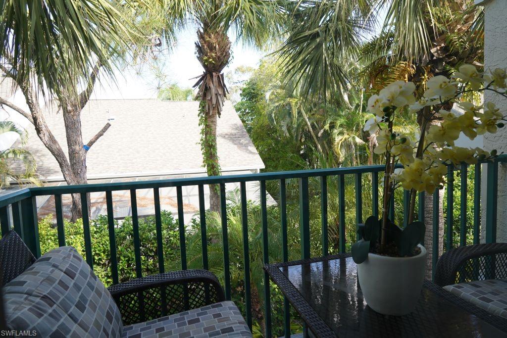 EMERALD WOODS - Residential Lease