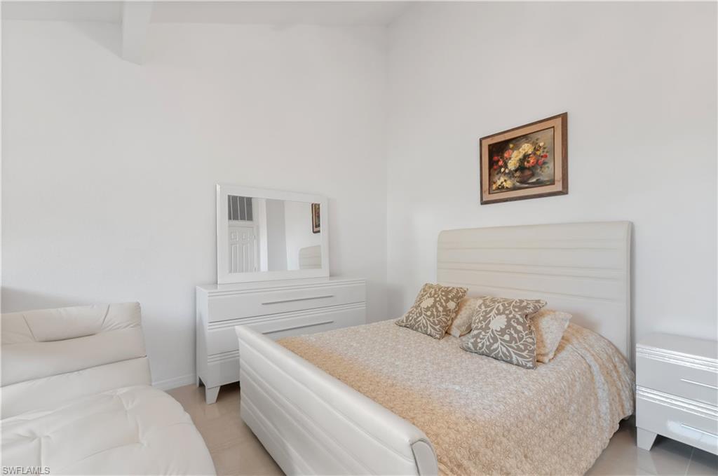 EMERALD WOODS - Residential Lease