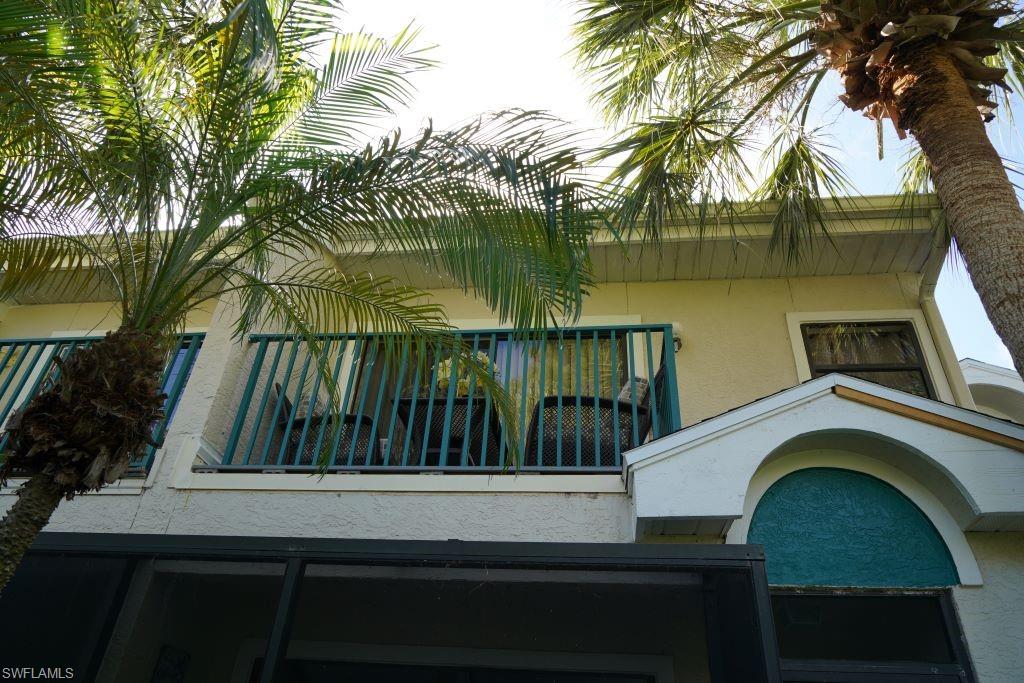 EMERALD WOODS - Residential Lease