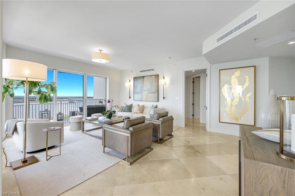 ESPERIA SOUTH - Residential