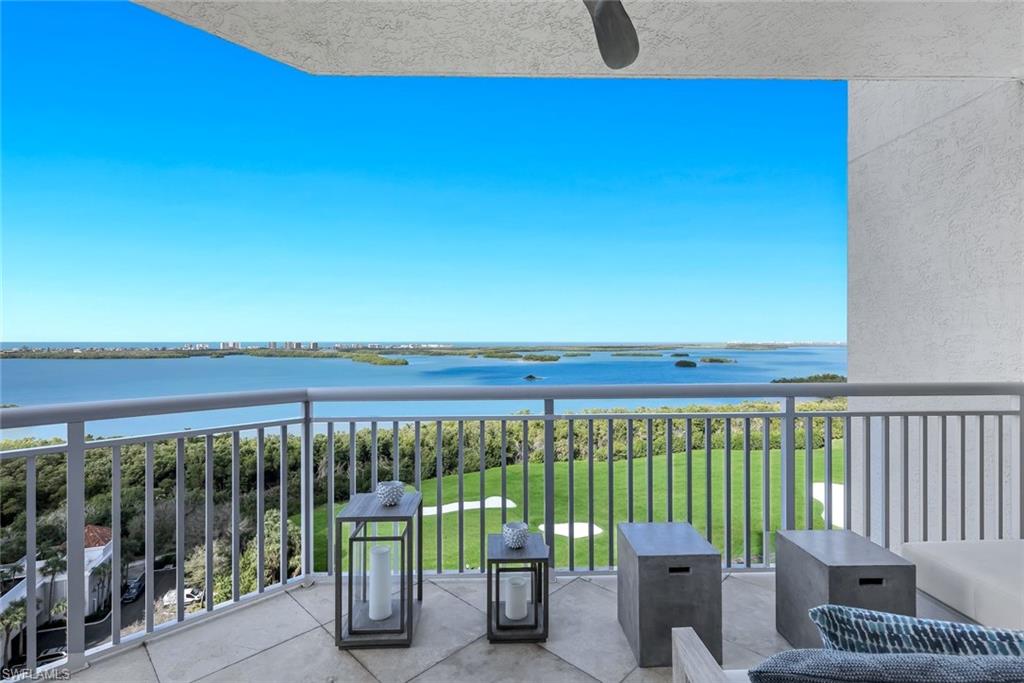 ESPERIA SOUTH - Residential