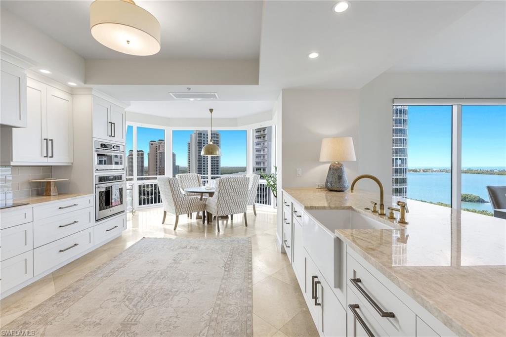 ESPERIA SOUTH - Residential