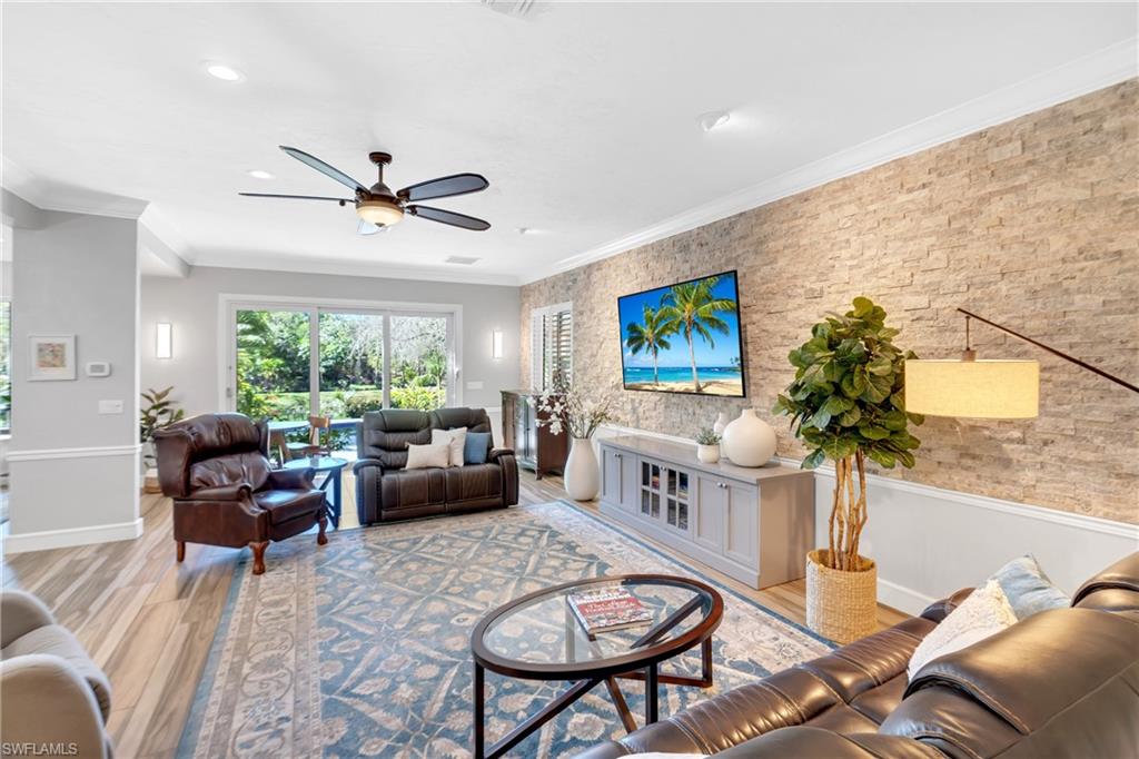 PINEHURST ESTATES - Residential